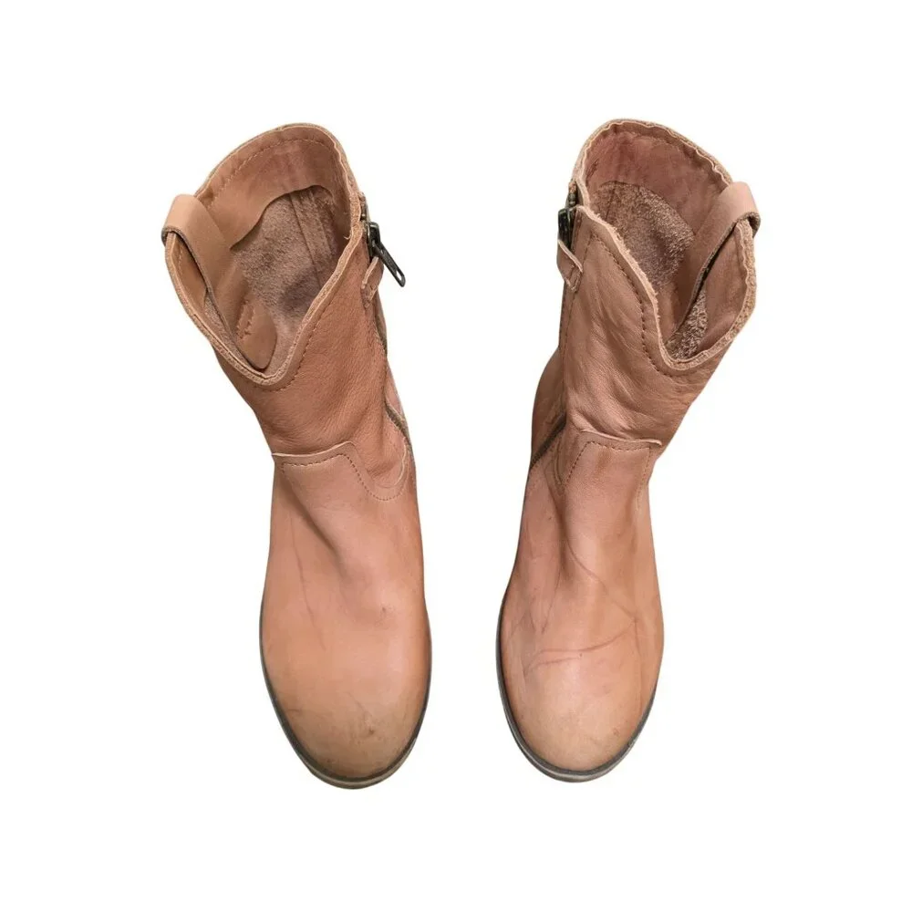 Frye Kids Tan Leather Ankle Boots With Side Zipper Closure & Braided Detail Size